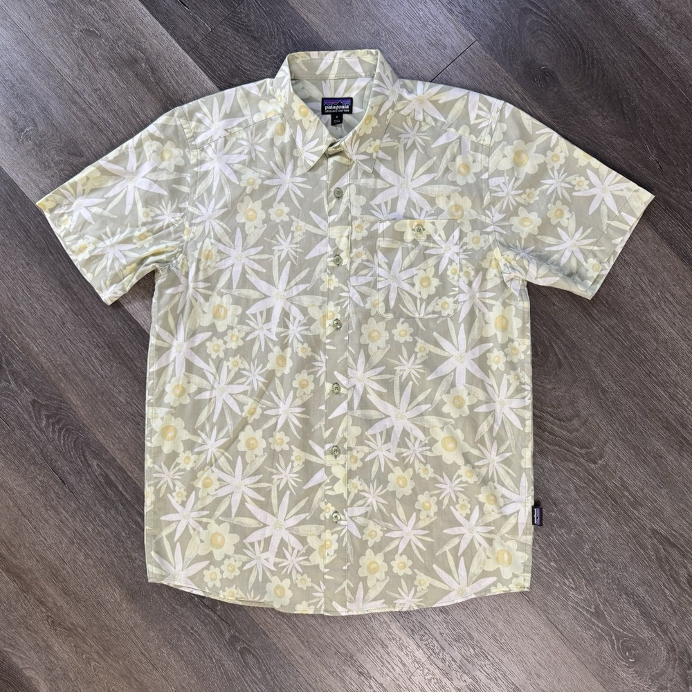 Patagonia Shirt Men M Green Floral Button-Up Go To Organic Cotton Outdoor 52691